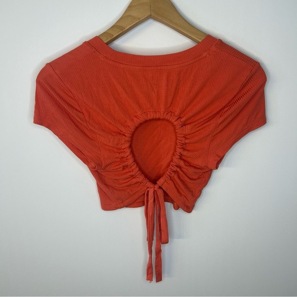 Offline by Aerie Thumbs Up Tie-Back T-Shirt, S, Coral, Ribbed Cropped Open-Back - Picture 10 of 13